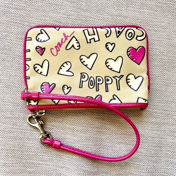 Coach Wristlet in great condition!